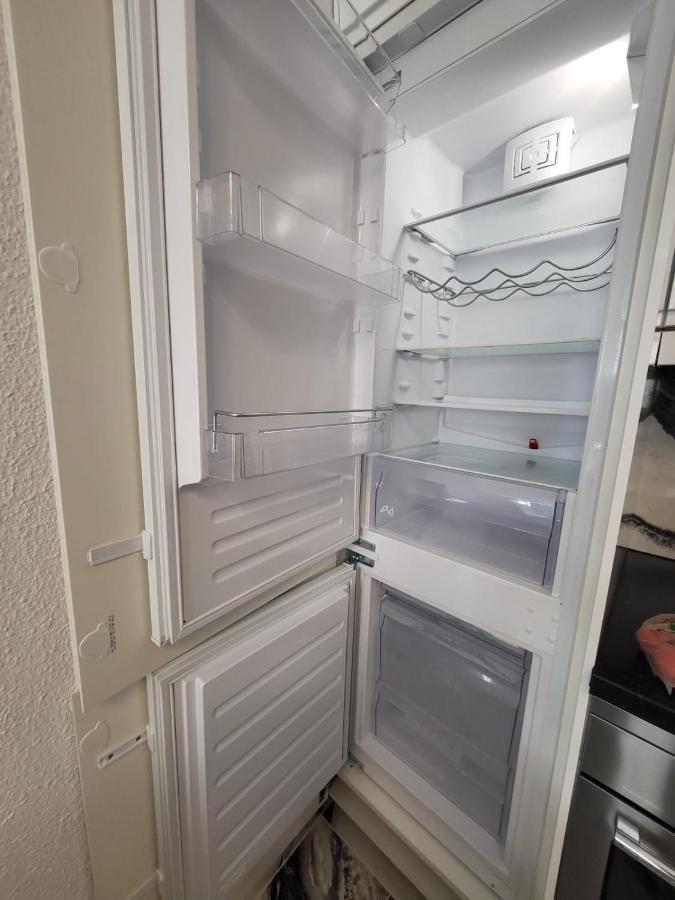 2 Bedrooms Flat + Balcony + Parking At Las Canteras Beach 라스팔마스 외부 사진