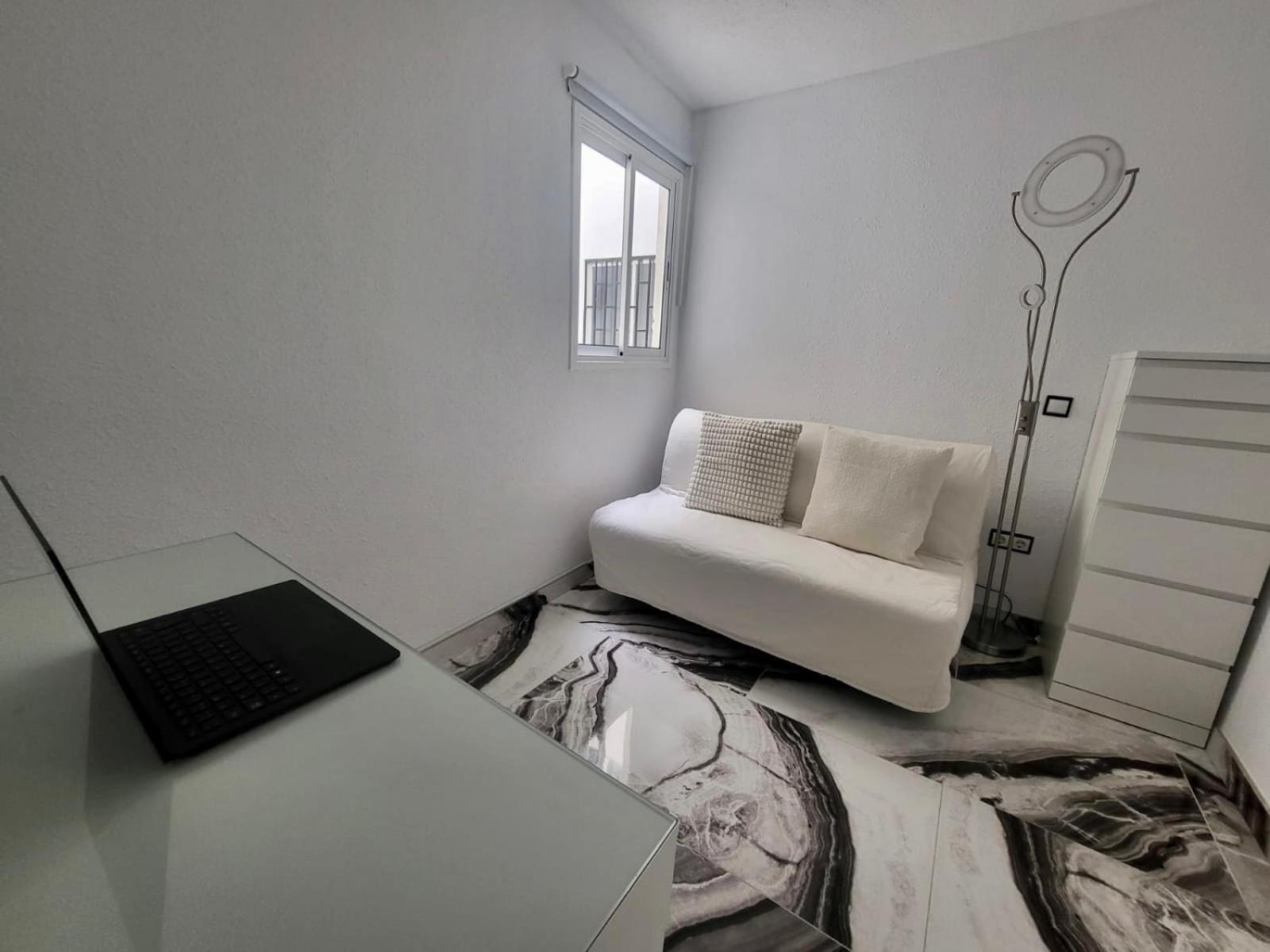 2 Bedrooms Flat + Balcony + Parking At Las Canteras Beach 라스팔마스 외부 사진