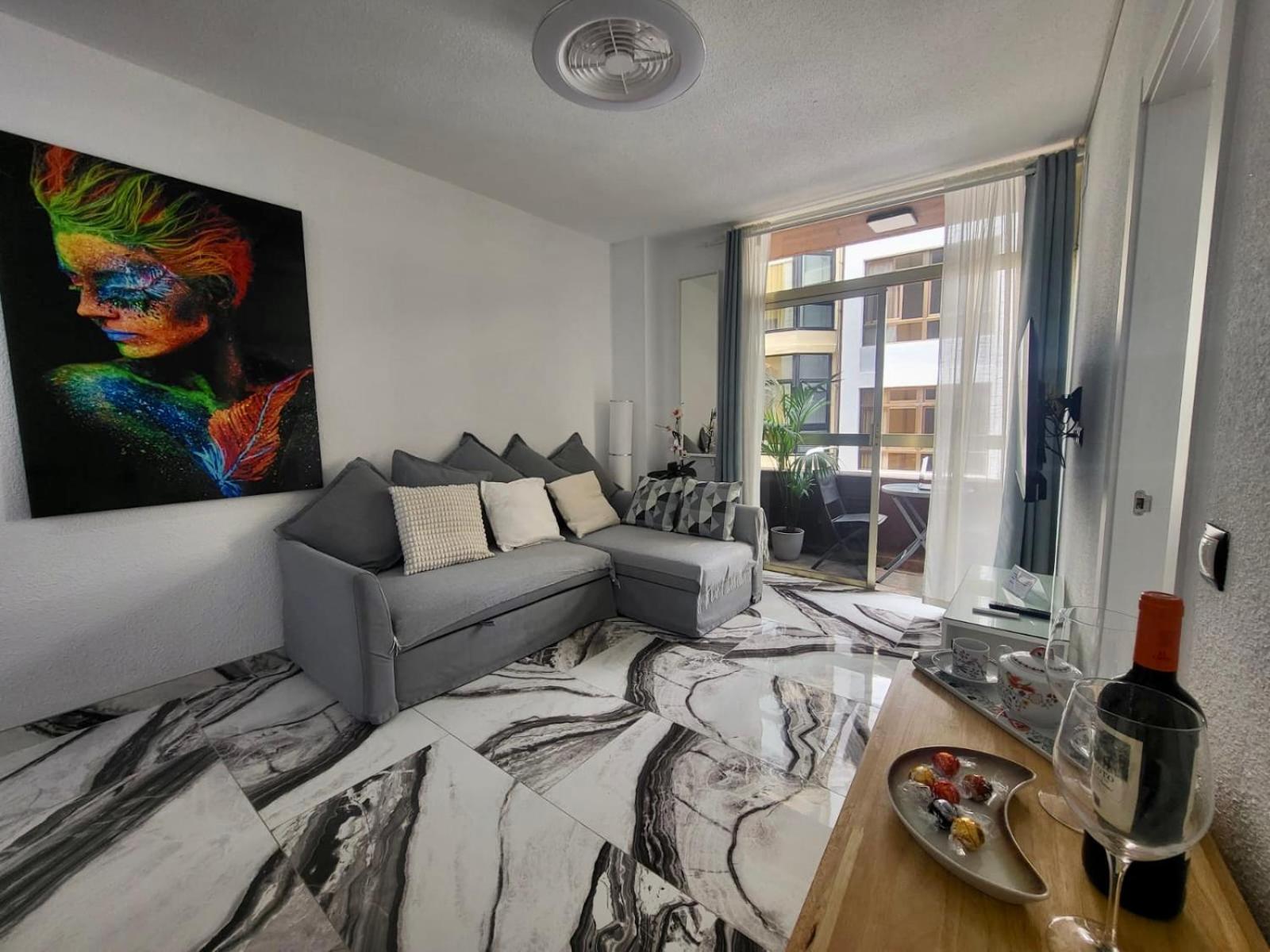 2 Bedrooms Flat + Balcony + Parking At Las Canteras Beach 라스팔마스 외부 사진